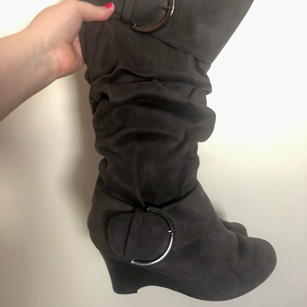 Size 8 women’s dress boots